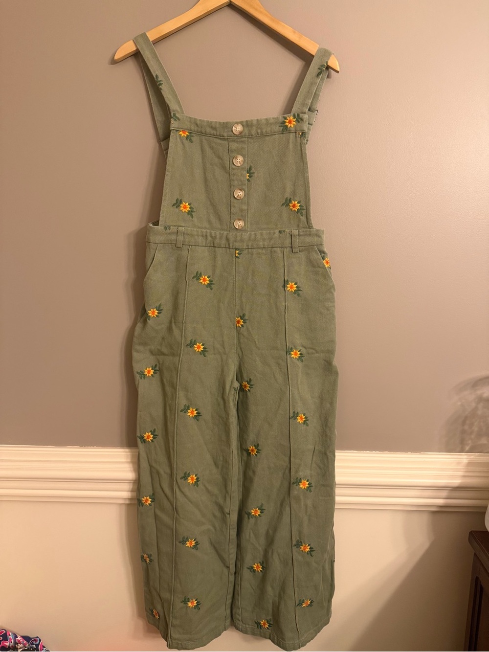 Cider Sage Green Floral Embroidered Overalls Size L Wide Leg Dungarees